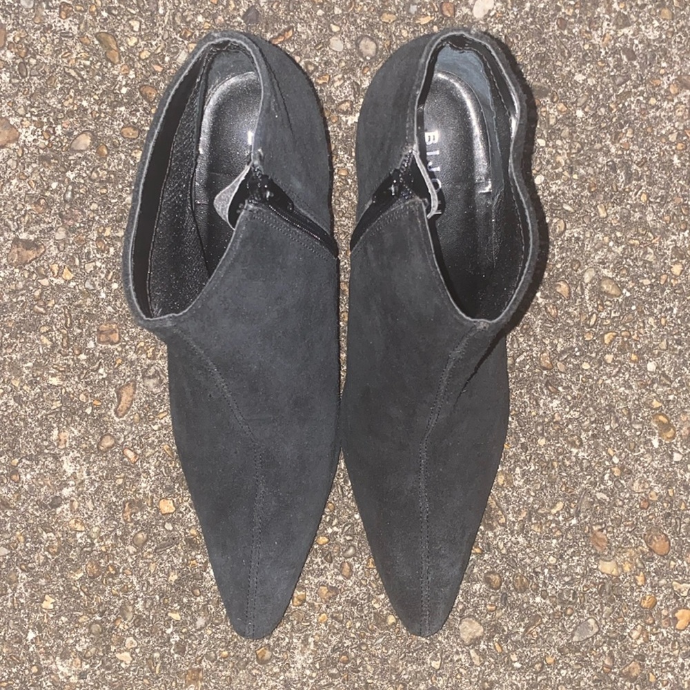 Suede Kitten Heel Booties by BIJOU. Size 9M - Picture 1 of 6
